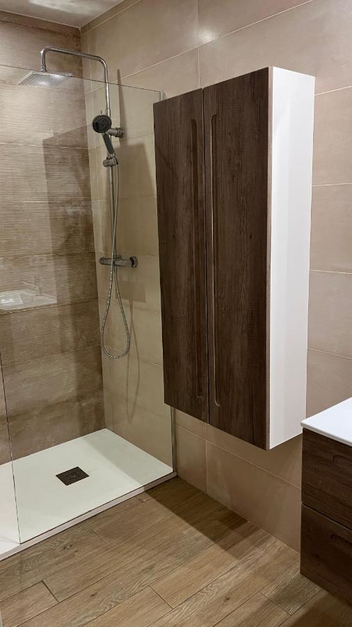 Apartamento En La Playa. Free Parking. Free Wifi L' Escala Exteriör bild